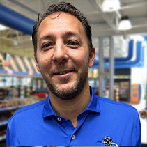 Lewis-Livermore_bio_photo